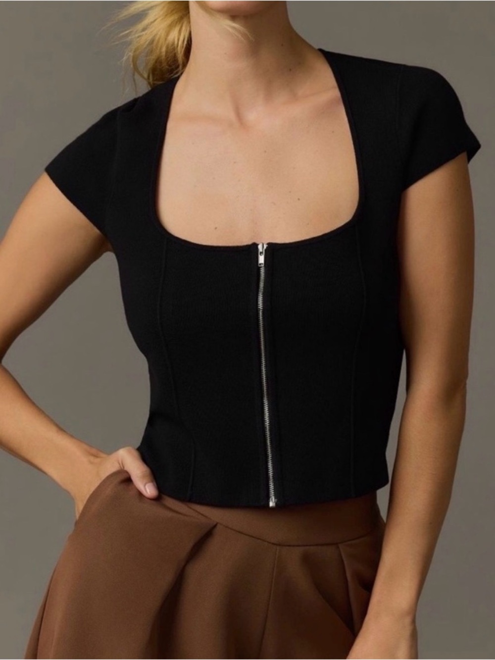 Anthropologie Maeve Black Zip-Front Scoop Crop Top